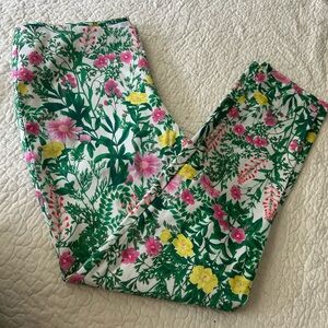 RSVP by Talbots stretch cotton pants. White w/summer botanical print. Size 6